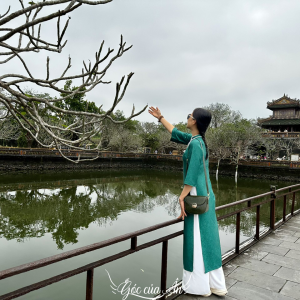 LẠC LỐI