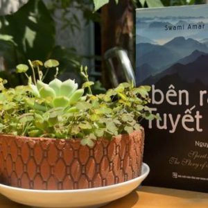REVIEW SÁCH BÊN RẶNG TUYẾT SƠN